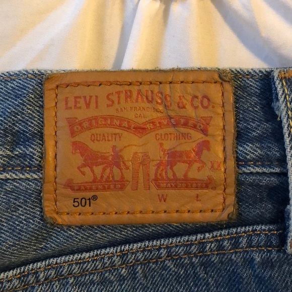 Sold - Picture 3 of 4